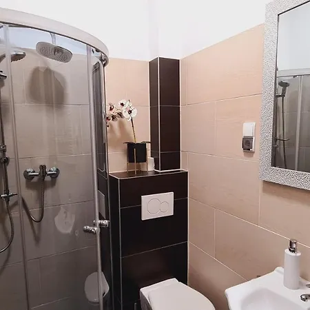 Nr 1 Z Balkonem, Nr 7 Z Tarasem, Wilcza Przy Szlaku * Karpacz