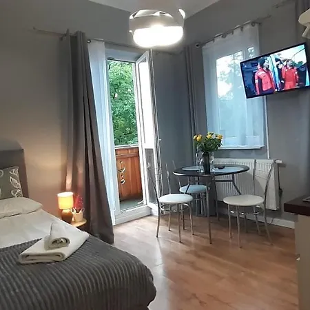 Nr 1 Z Balkonem, Nr 7 Z Tarasem, Wilcza Przy Szlaku Apartament