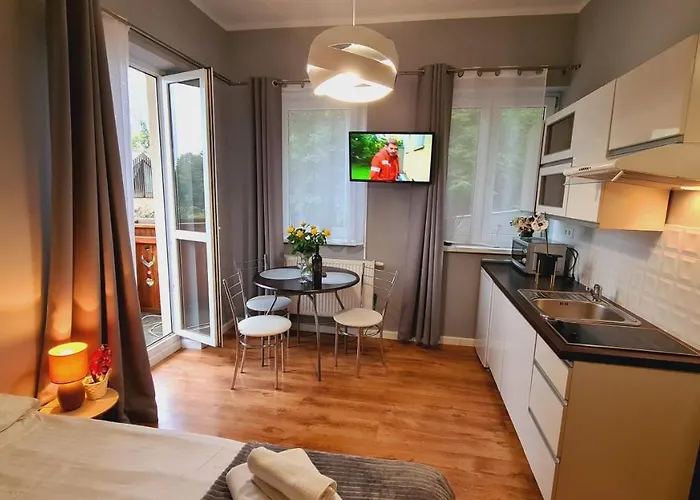 Nr 7 Z Tarasem, Przy Szlaku * Karpacz